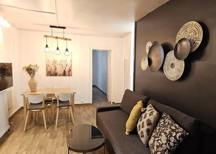 At Stlazarre Opera Haussman