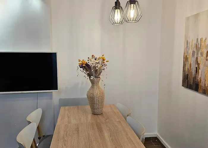 At Stlazarre Opera Haussman * パリ